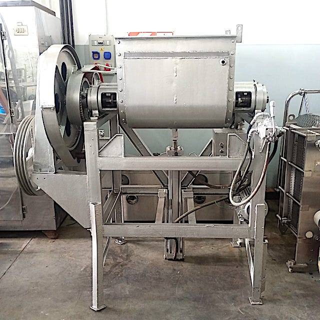 AMASADORA DOBLE Z 200 LITROS #10926
