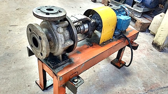 BOMBA CENTRIFUGA ACERO AL CARBONO #3726