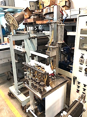 LLENADORA SEMI AUTOMATICA DE LIQUIDOS POR VACIO #5436