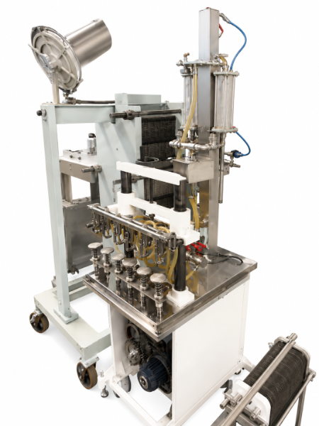 LLENADORA SEMI AUTOMATICA DE LIQUIDOS POR VACIO #5436 Equipos de embalaje